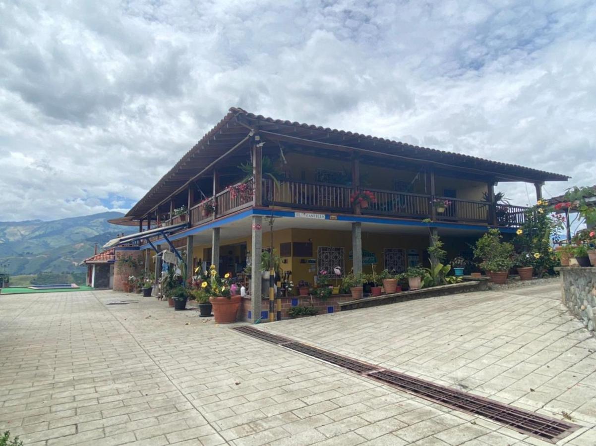 Castillo De Cascadas Finca Hotel Саламина Экстерьер фото