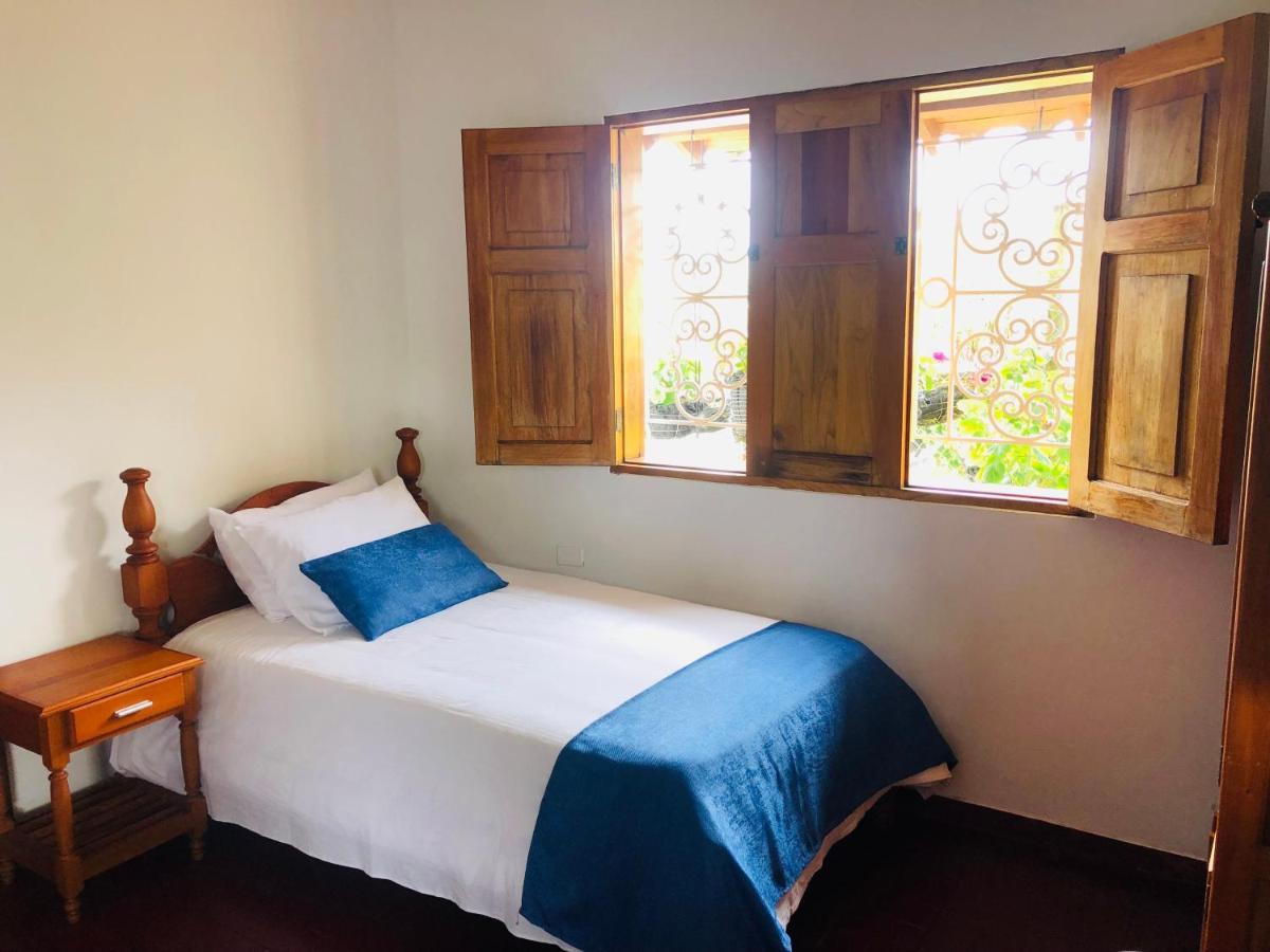 Castillo De Cascadas Finca Hotel Саламина Экстерьер фото