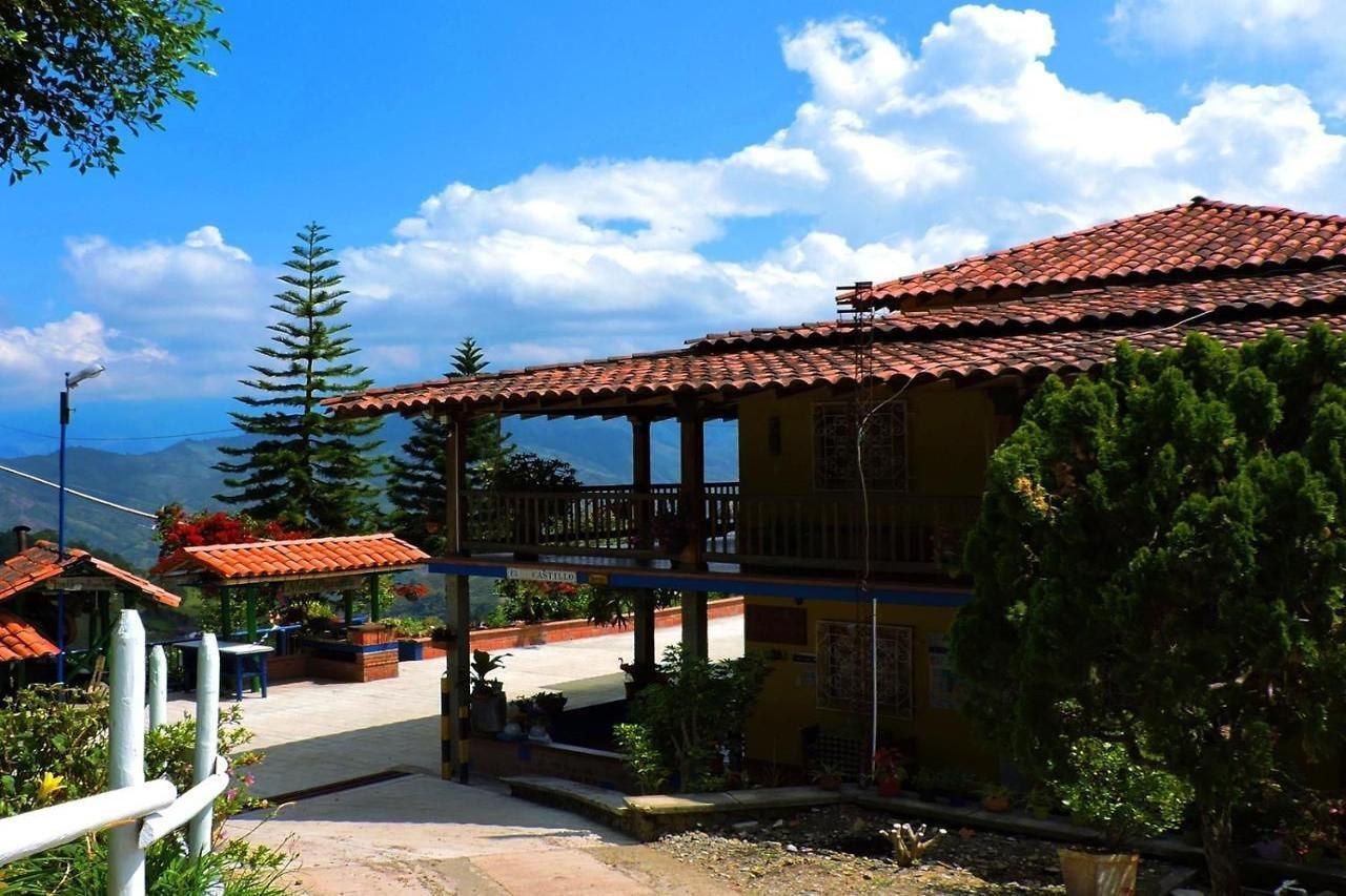 Castillo De Cascadas Finca Hotel Саламина Экстерьер фото